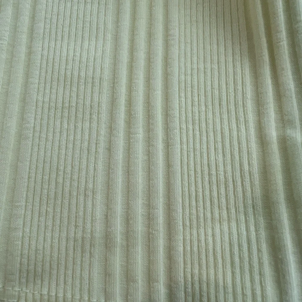 Zara Ribbed Yellow Tank Top - Picture 4 of 5